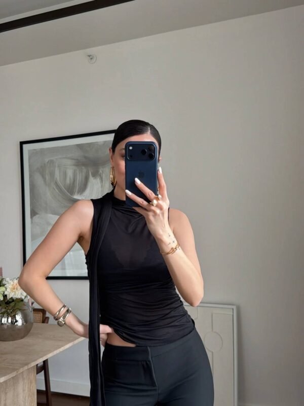 Sandra top