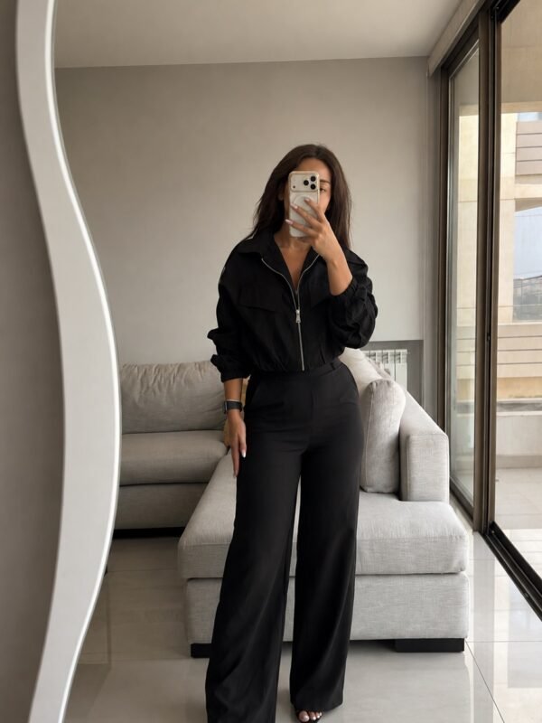 Joelle set
